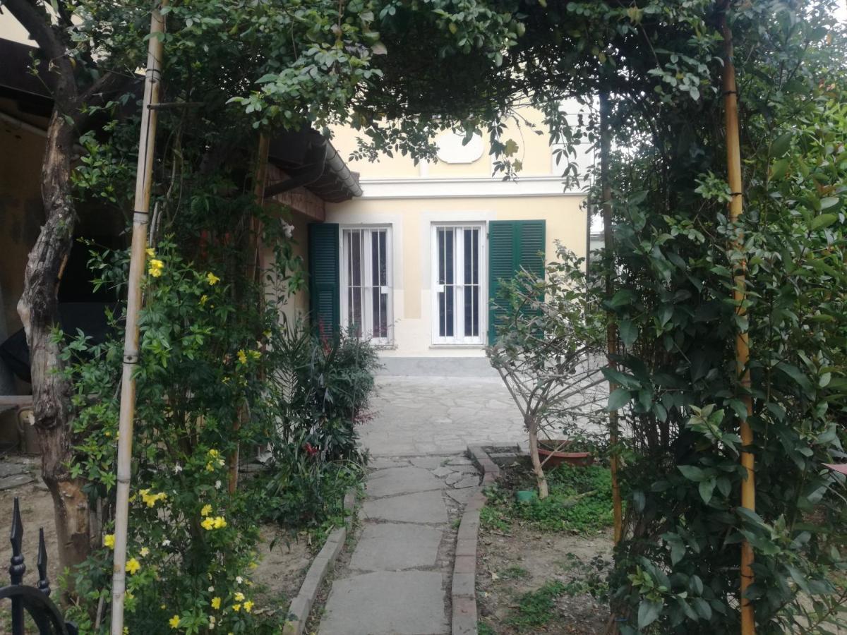 Villa Monteggia Sanremo Bagian luar foto